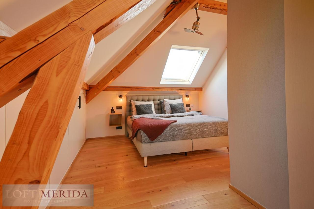 Loft Merida - Designer Apartment With Large Bathtub Butgenbach Bagian luar foto